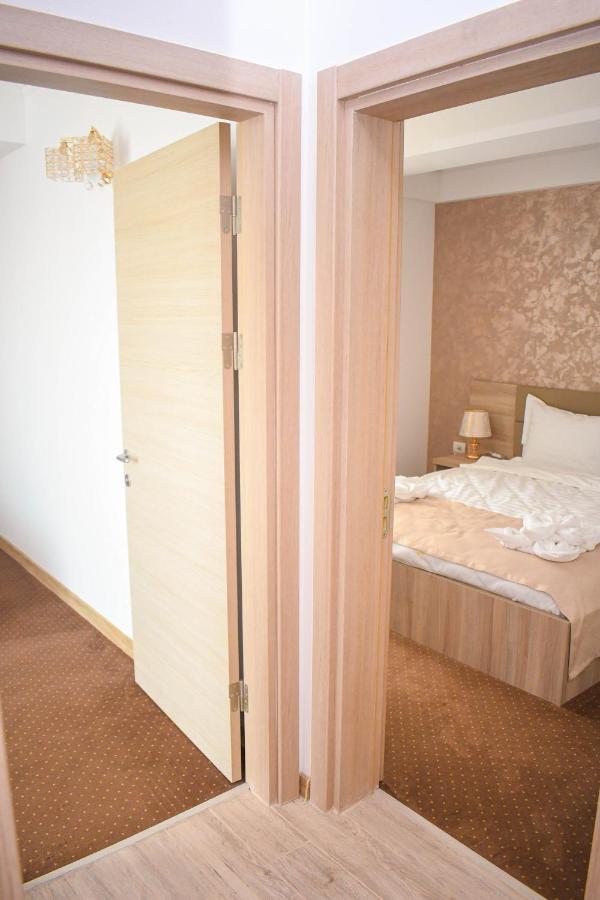 Casa Topaz Mamaia Nord Нэводари Экстерьер фото